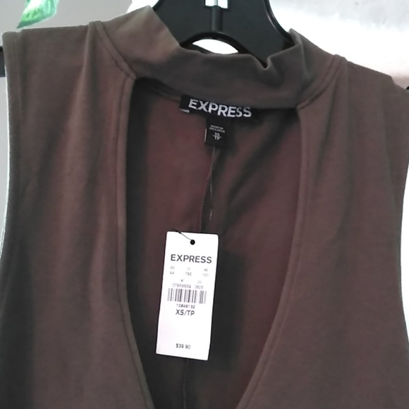 Express Stretch Fun 👗Dress - Picture 2 of 4